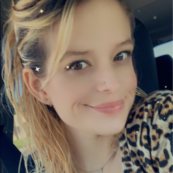 Meet your NEWEST Posher!!! - Picture 13 of 16